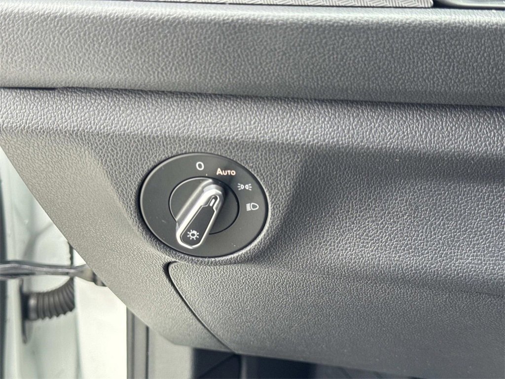 Used 2021 Volkswagen Jetta S w/ Driver Assistance Package image 30