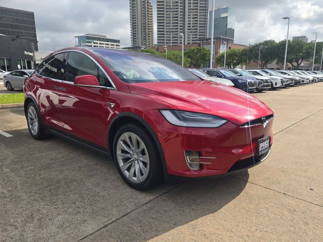 Used 2020 Tesla Model X Long Range image 3