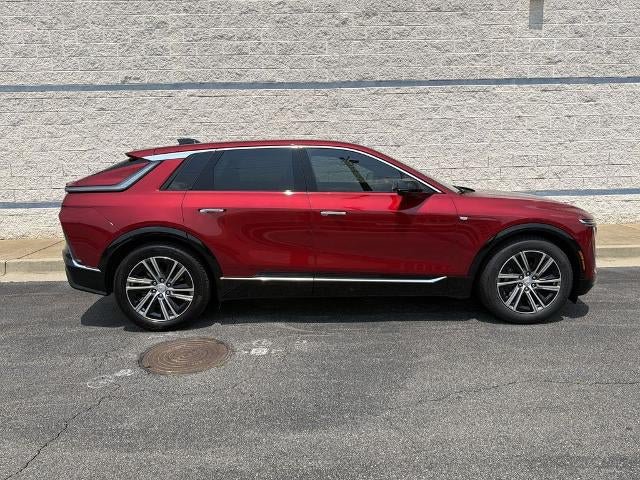 Certified 2024 Cadillac Lyriq Luxury RWD image 8
