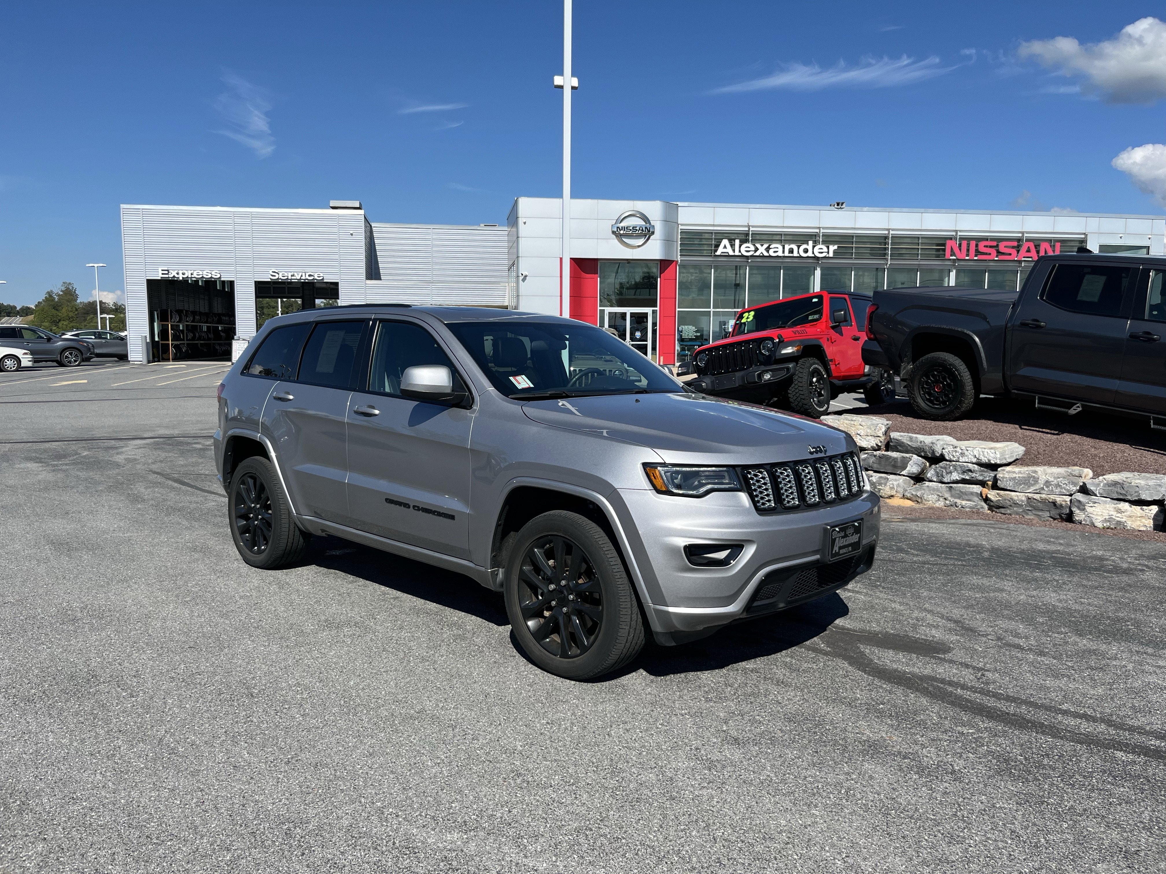 Used 2021 Jeep Grand Cherokee Laredo X