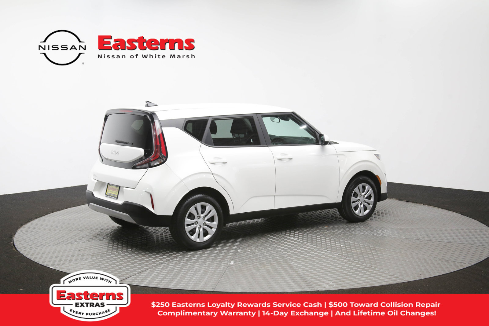 Used 2023 Kia Soul LX FWD image 40