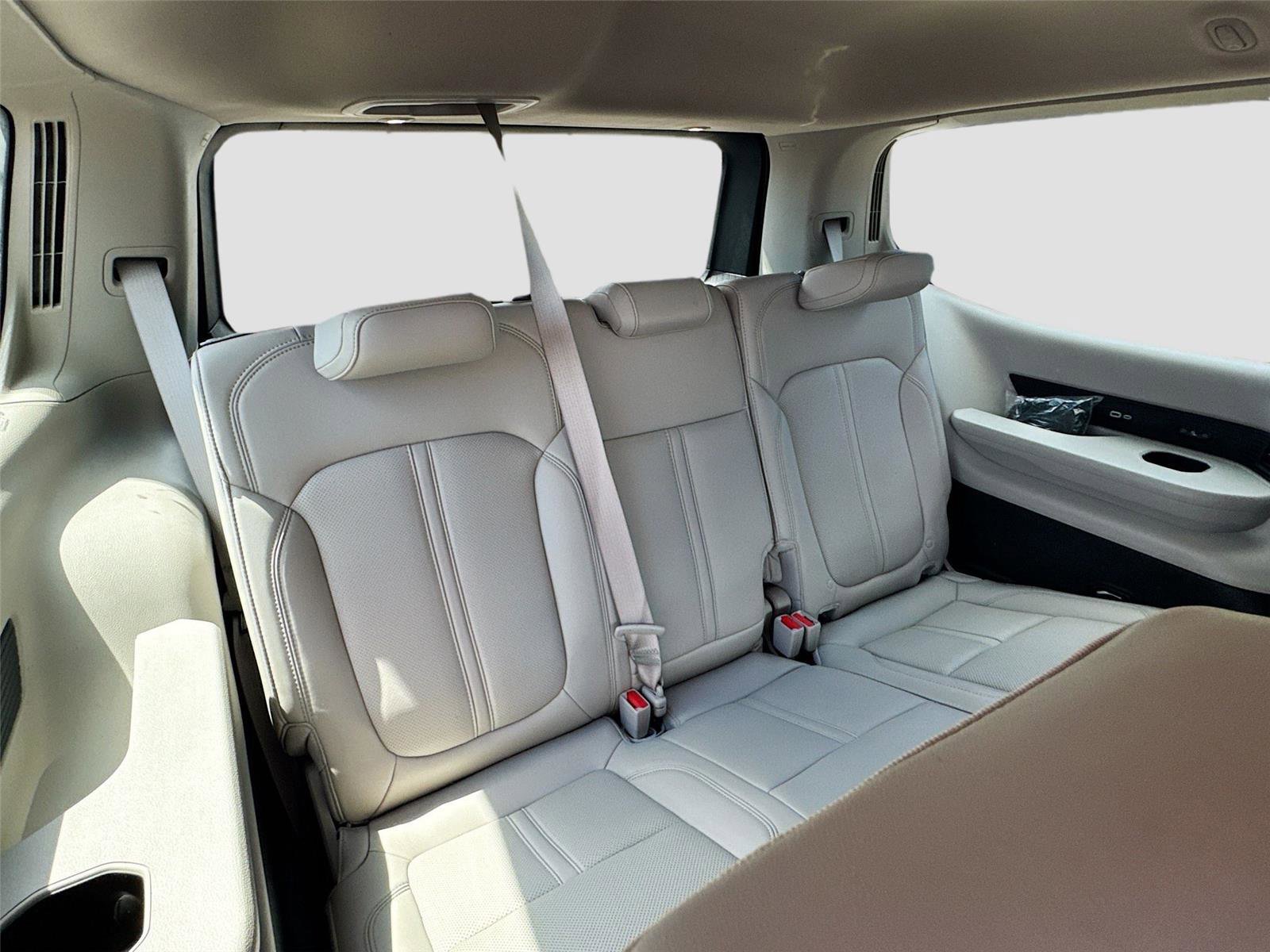 Used 2022 Jeep Wagoneer Series III w/ Flexible Seating Group image 26