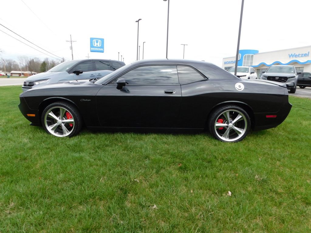 Used 2010 Dodge Challenger R/T RWD image 6