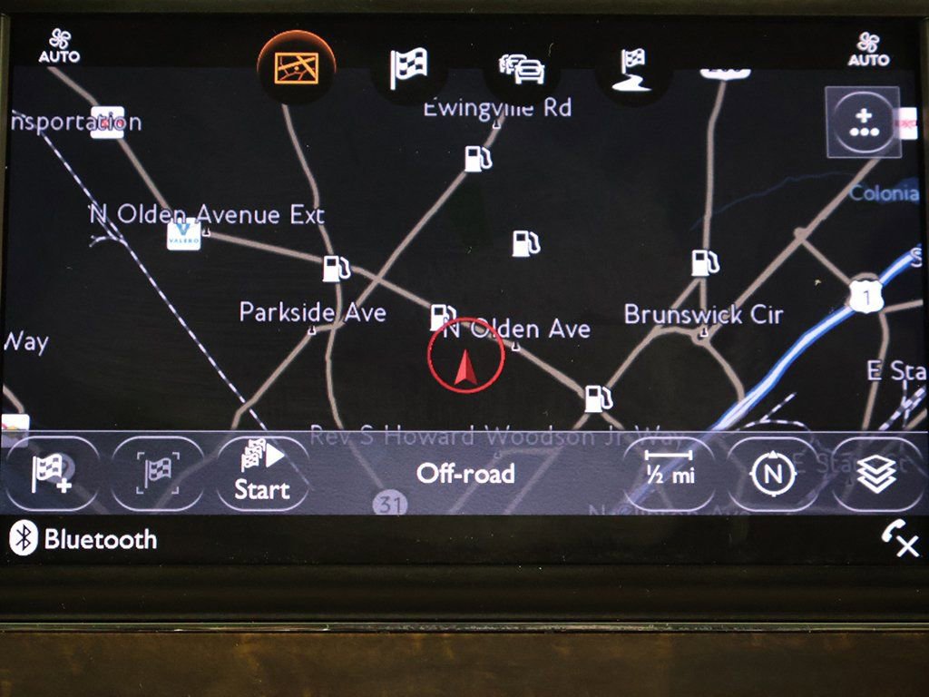 Used 2019 Bentley Bentayga image 42