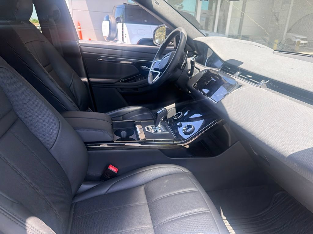 Certified 2023 Land Rover Range Rover Evoque R-Dynamic S AWD/4WD image 4