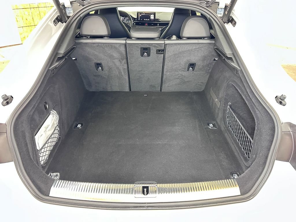 Used 2022 Audi S5 Premium image 16