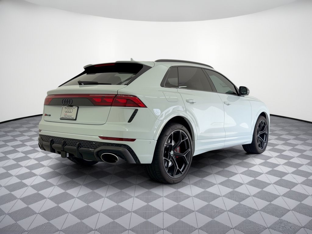 Certified 2025 Audi RS Q8 performance AWD/4WD image 9
