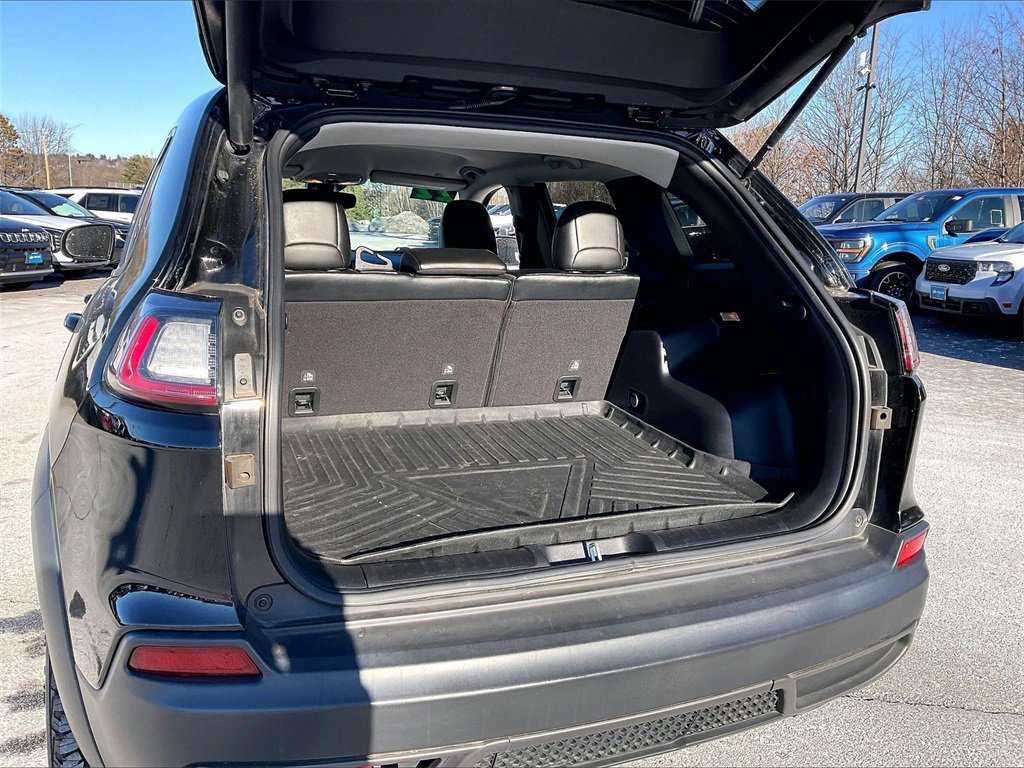 Used 2022 Jeep Cherokee Trailhawk w/ Premium Leather Package image 33