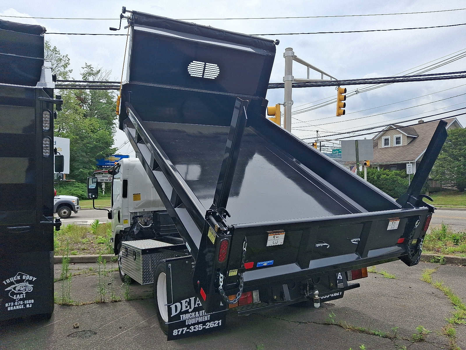 New 2025 Chevrolet Low Cab Forward image 4