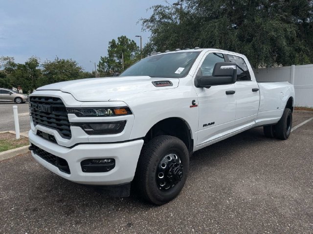 New 2026 RAM 3500 Big Horn AWD/4WD image 8