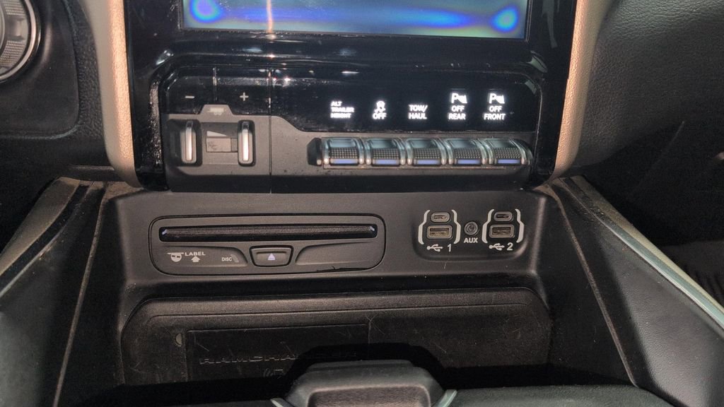 Used 2019 RAM 2500 Laramie AWD/4WD image 16