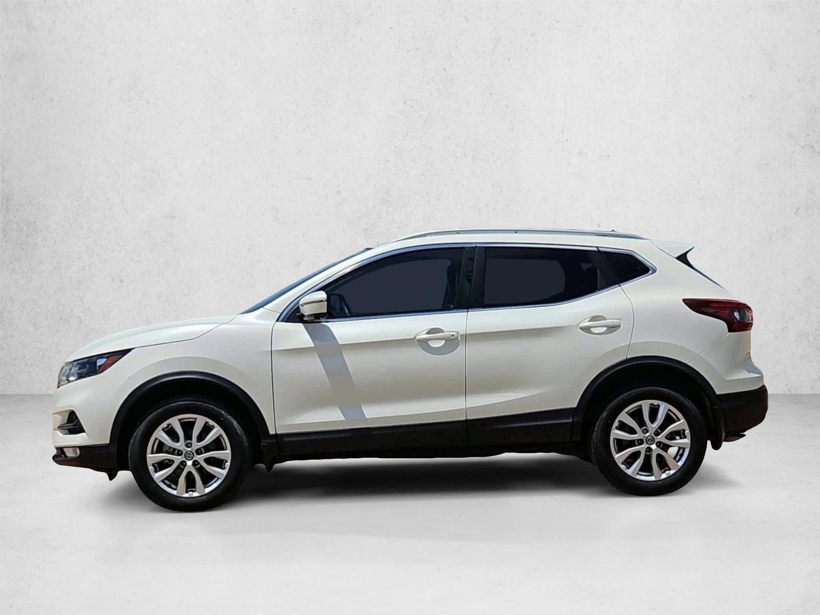Used 2022 Nissan Rogue Sport SV w/ Technology Package FWD image 5