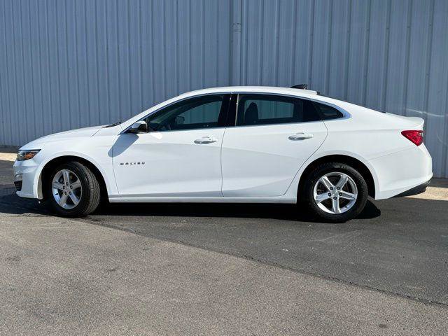 Used 2024 Chevrolet Malibu LS w/ Driver Confidence Package FWD image 2