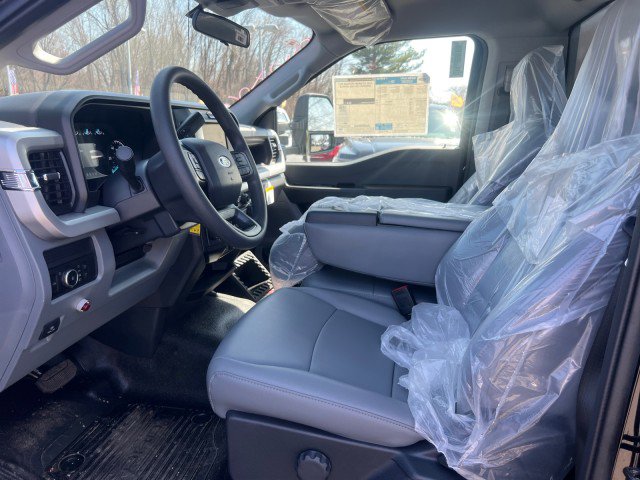 New 2026 Ford F350 XL w/ XL Chrome Package AWD/4WD image 8