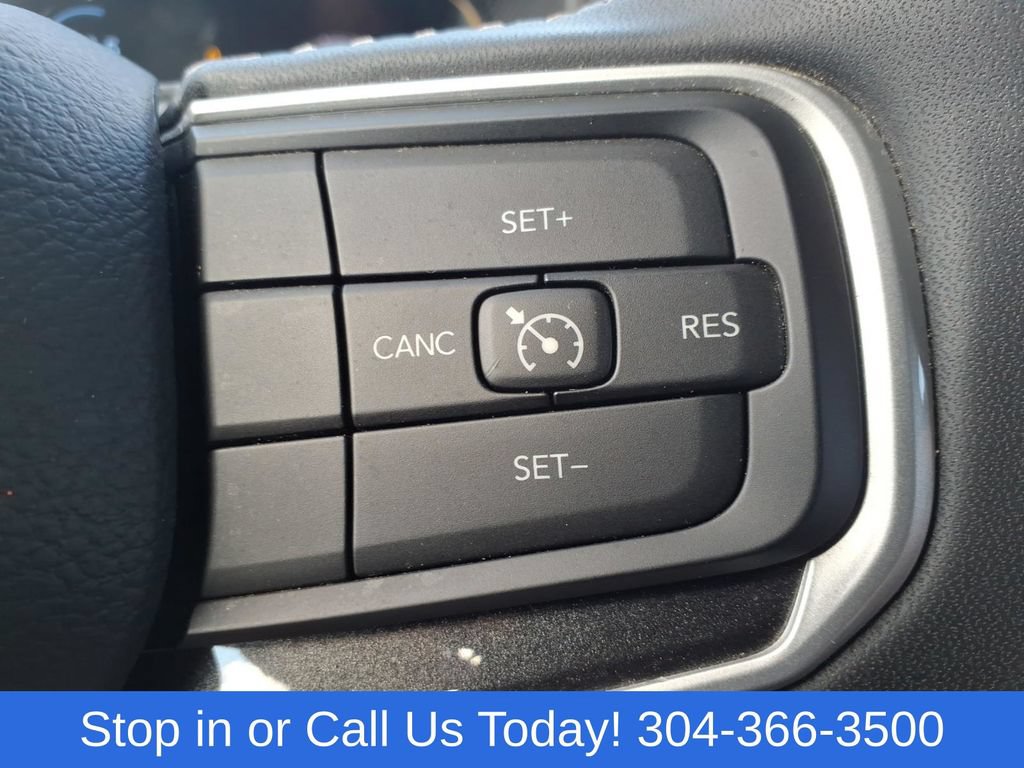 Used 2022 Jeep Wagoneer Series I AWD/4WD image 23