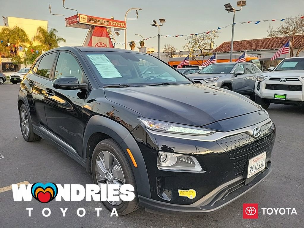 Used 2021 Hyundai Kona Ultimate FWD image 1