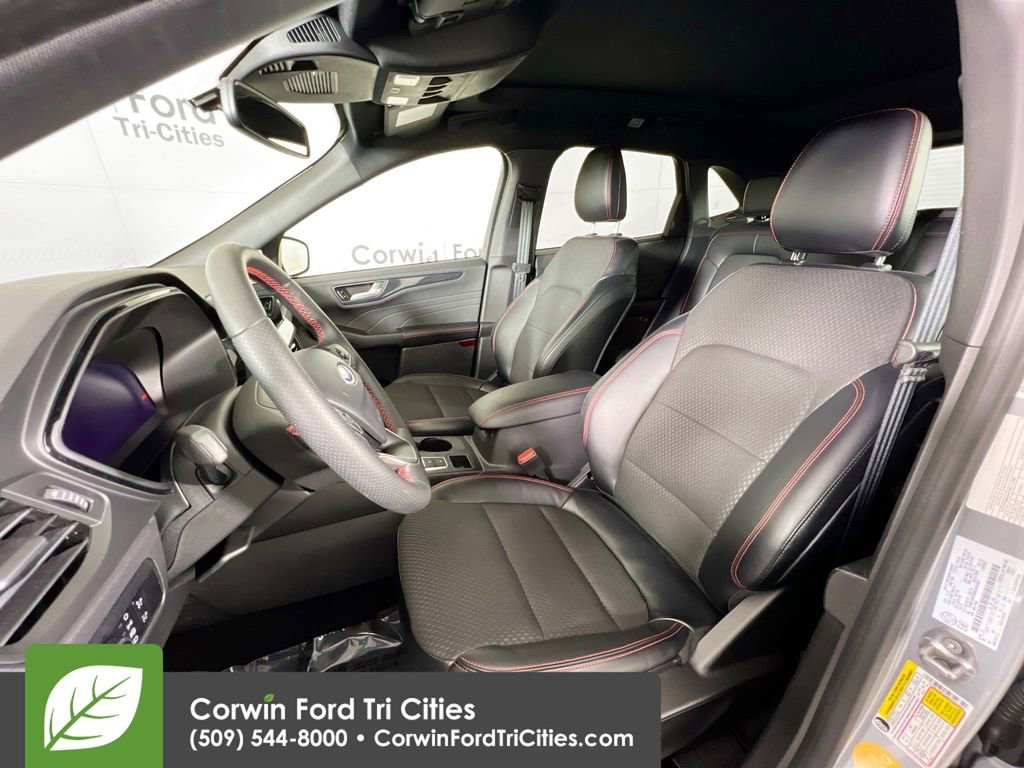 Certified 2024 Ford Escape ST-Line Elite w/ Class II Trailer Tow Package image 25