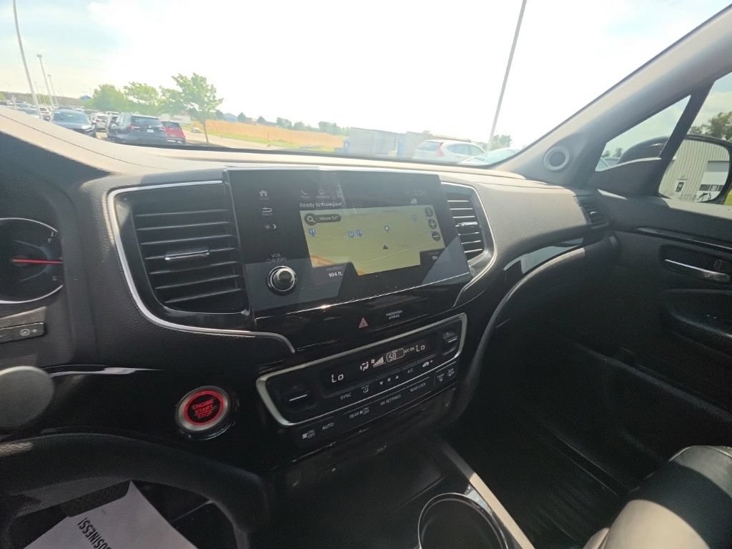 Used 2020 Honda Pilot Touring image 21