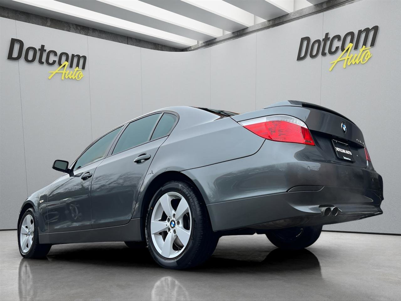 Used 2006 BMW 530xi Sedan image 7