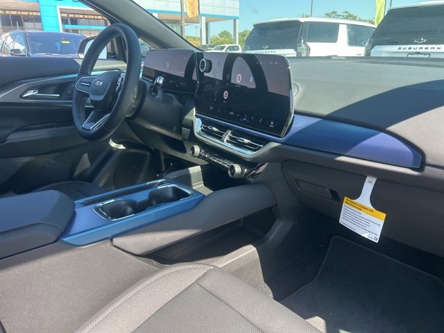 New 2026 Chevrolet Equinox EV LT image 33