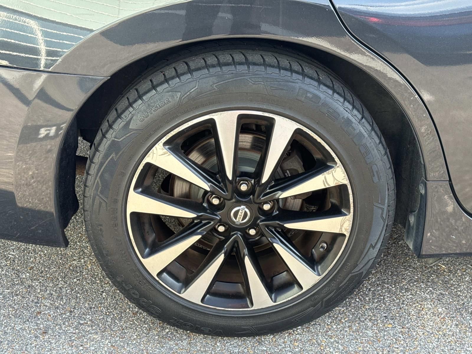 Used 2018 Nissan Altima 2.5 SV image 4