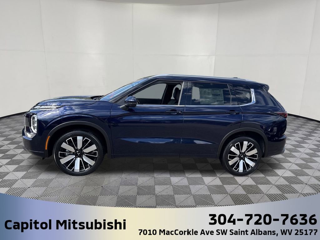 New 2025 Mitsubishi Outlander SEL image 9