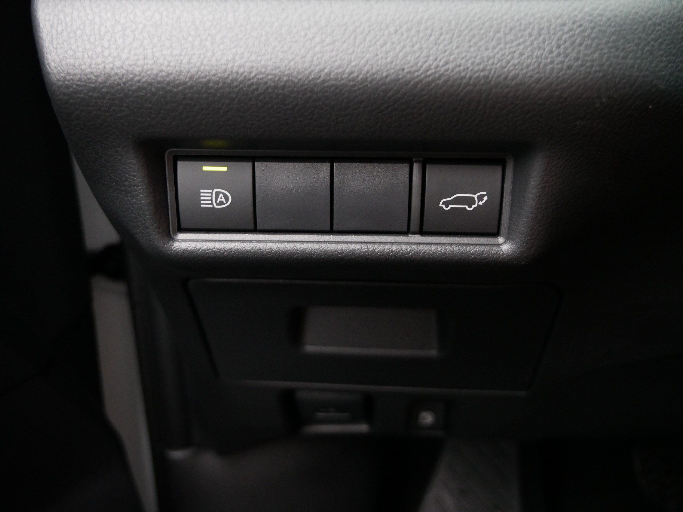 Certified 2026 Toyota Grand Highlander AWD Hybrid image 29