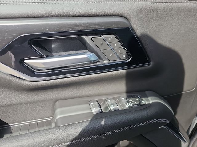 New 2026 GMC Yukon Denali w/ Sun & Power Step Package image 22