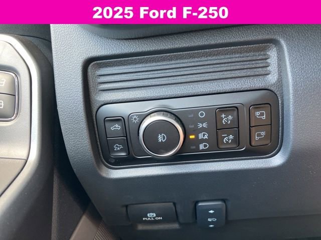 New 2025 Ford F250 Lariat w/ Lariat Ultimate Package image 33