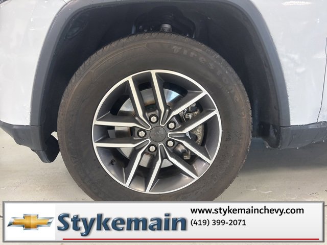 Used 2021 Jeep Grand Cherokee Limited image 11