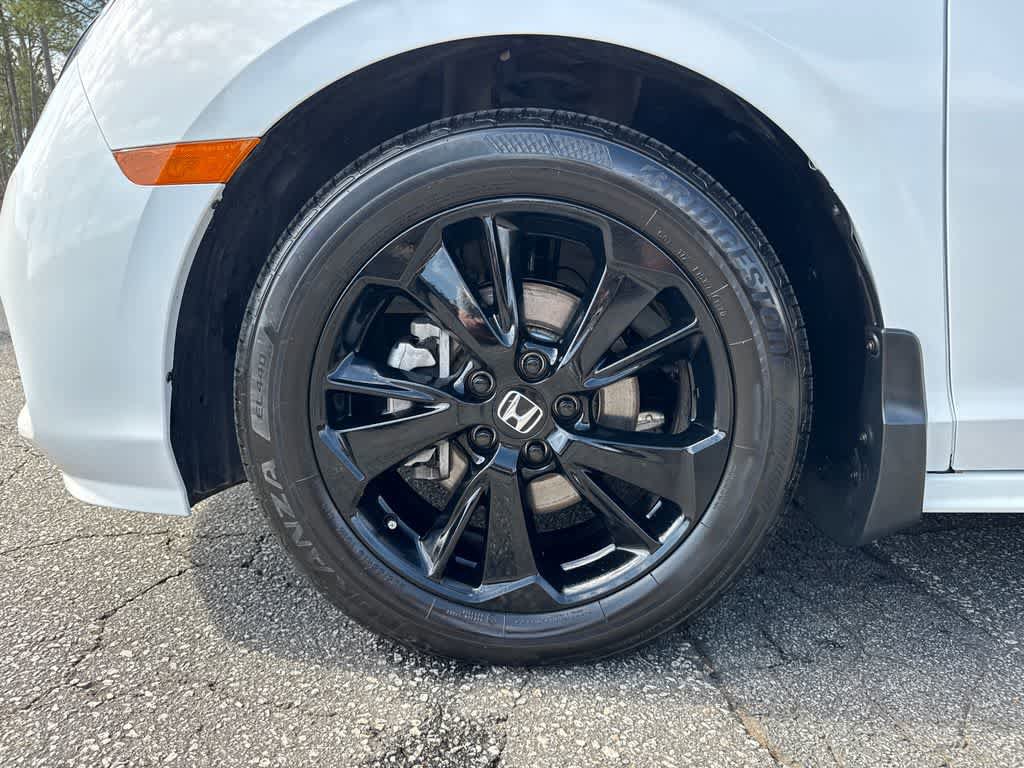 Used 2024 Honda Odyssey Sport image 9