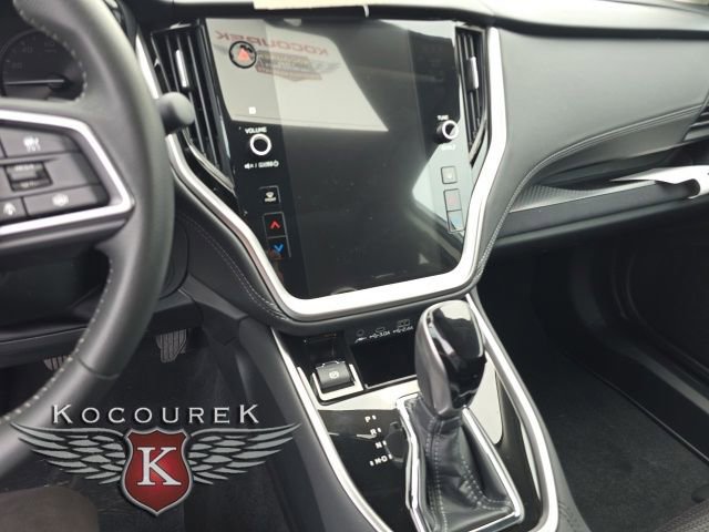 Certified 2025 Subaru Outback Premium image 16