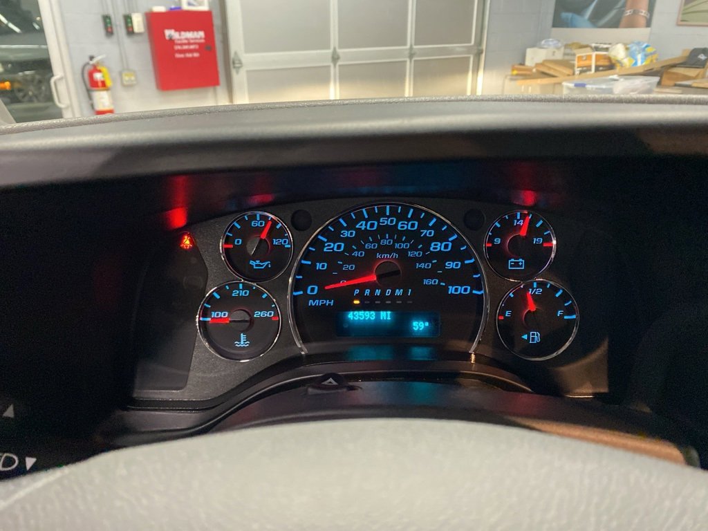 Used 2022 Chevrolet Express 2500 w/ Driver Convenience Package image 22