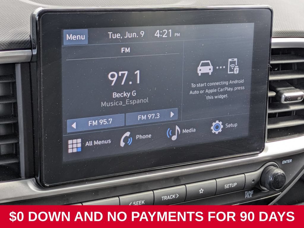 Used 2025 Hyundai Venue SEL FWD image 18