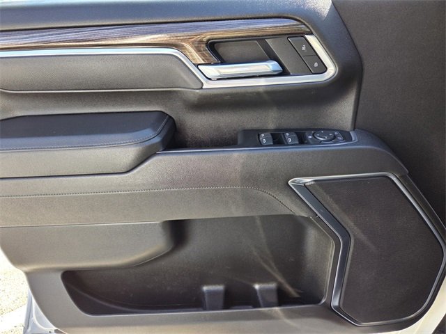 Used 2025 Chevrolet Silverado 2500 LT w/ Convenience Package image 29