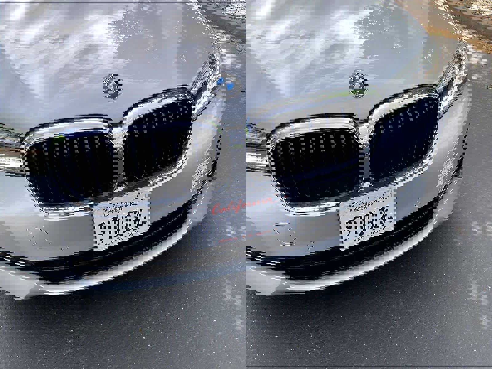 Used 2021 BMW 540i w/ Premium Package image 31