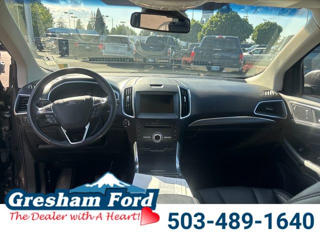 Used 2019 Ford Edge Titanium w/ Equipment Group 301A AWD/4WD image 15