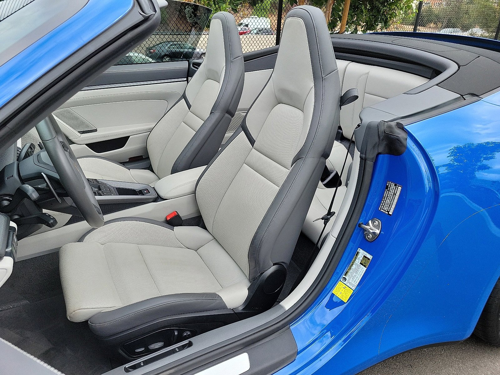 Certified 2025 Porsche 911 Carrera image 5