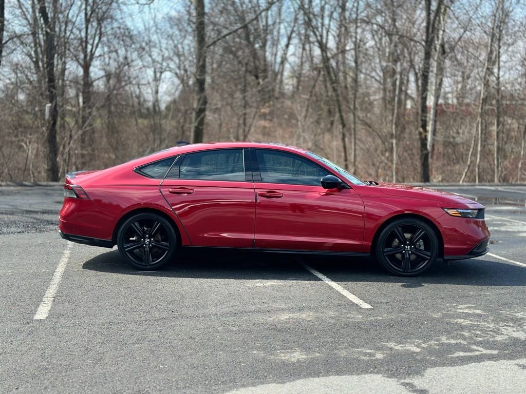 Used 2024 Honda Accord Sport image 7
