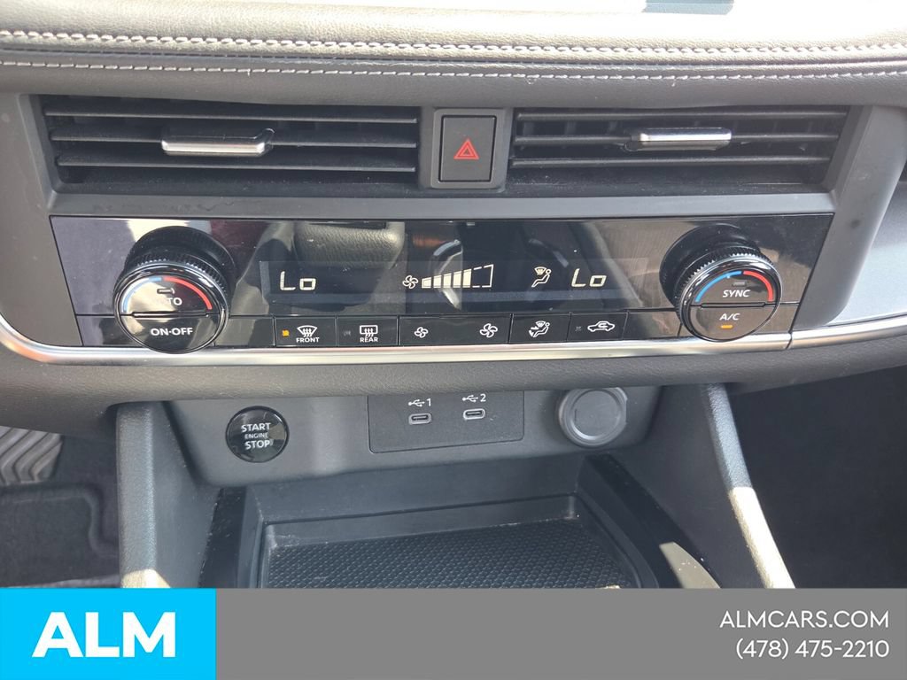 Used 2024 Nissan Rogue SV AWD/4WD image 20