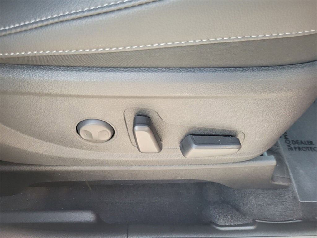 Used 2023 Kia Telluride EX image 18