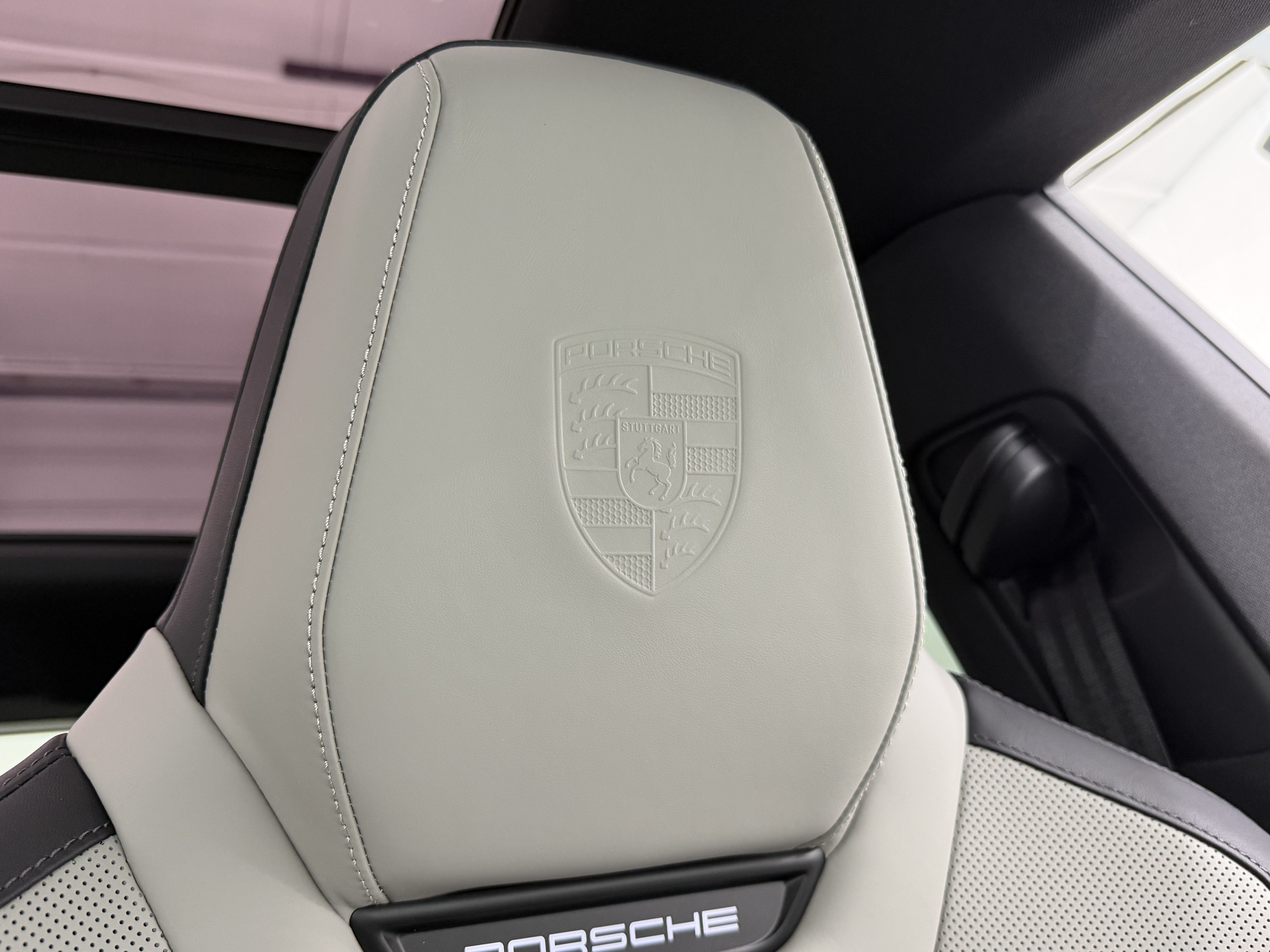 New 2026 Porsche Cayenne Electric AWD/4WD image 37