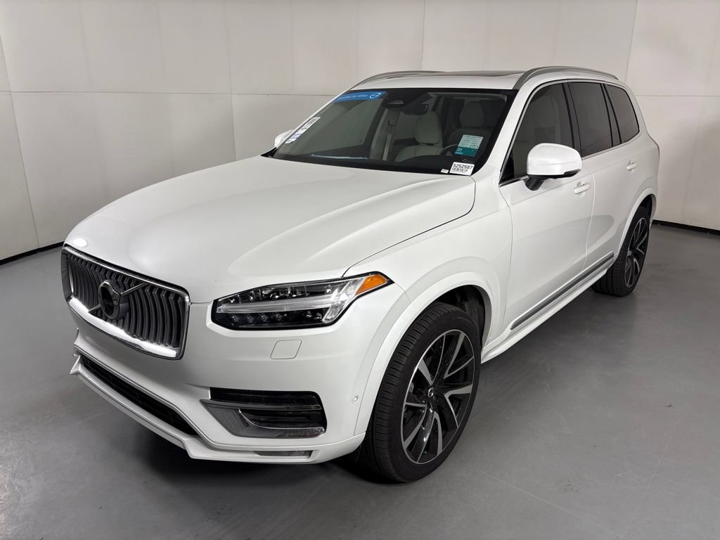 Certified 2025 Volvo XC90 B6 Plus w/ Protection Package Premier AWD/4WD image 4