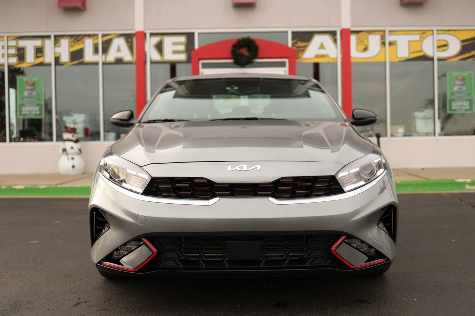 Used 2024 Kia Forte GT-Line w/ GT-Line Premium Package image 2