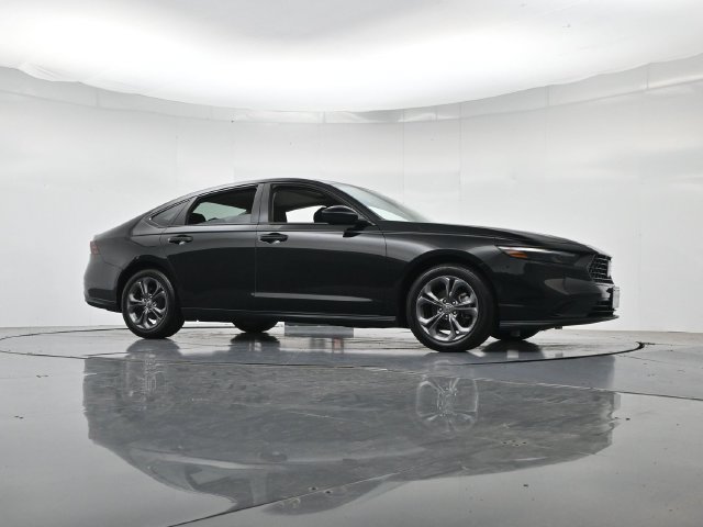 Used 2024 Honda Accord EX image 32