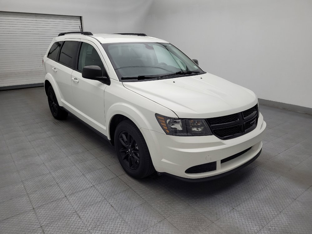 Used 2020 Dodge Journey SE w/ SE Popular Equipment Group FWD image 13