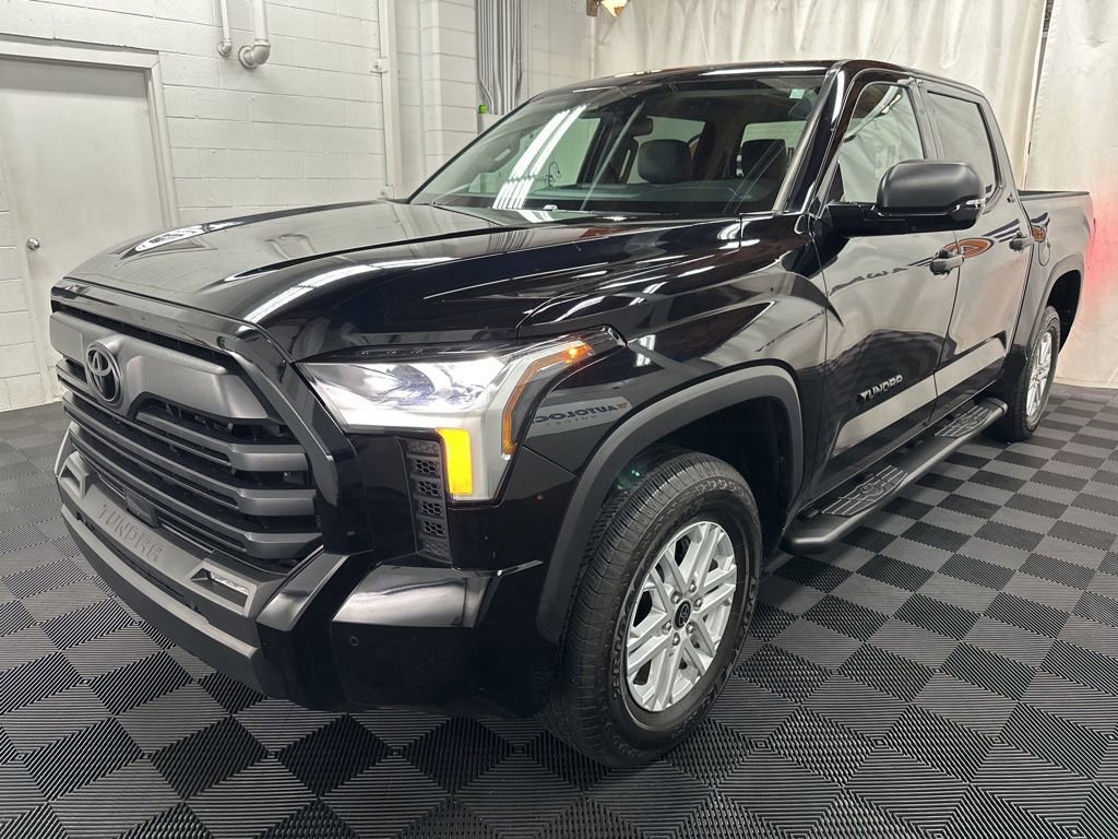 Used 2024 Toyota Tundra SR5 w/ SR5 Convenience Package AWD/4WD image 3