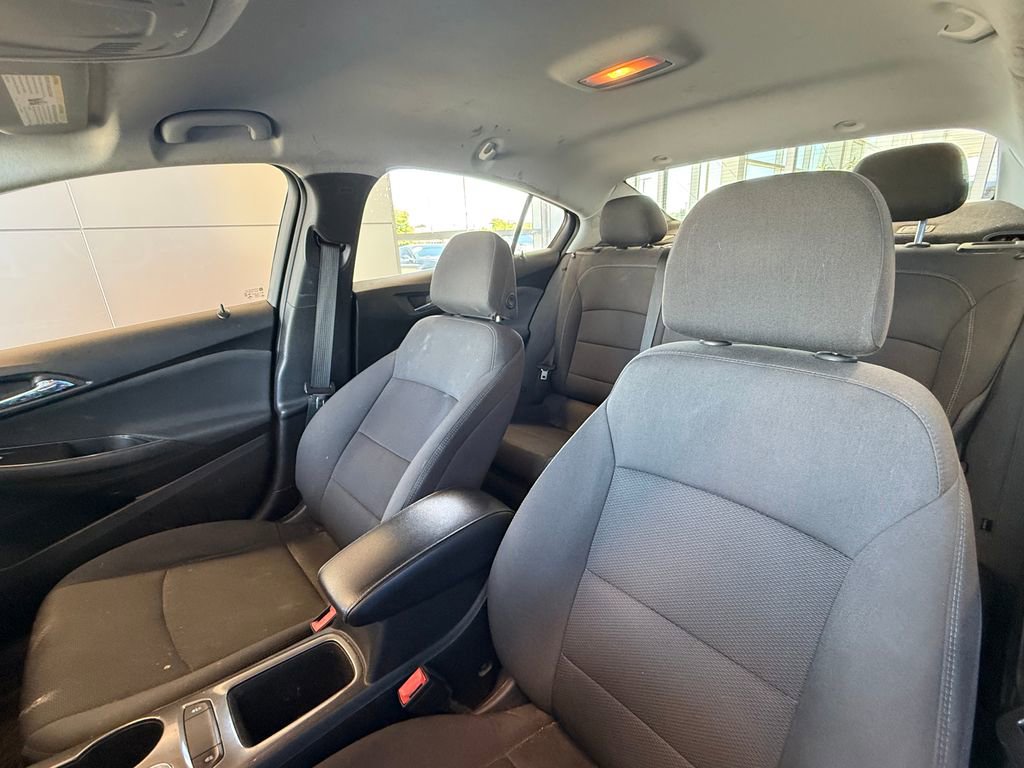 Used 2019 Chevrolet Cruze LT FWD image 15