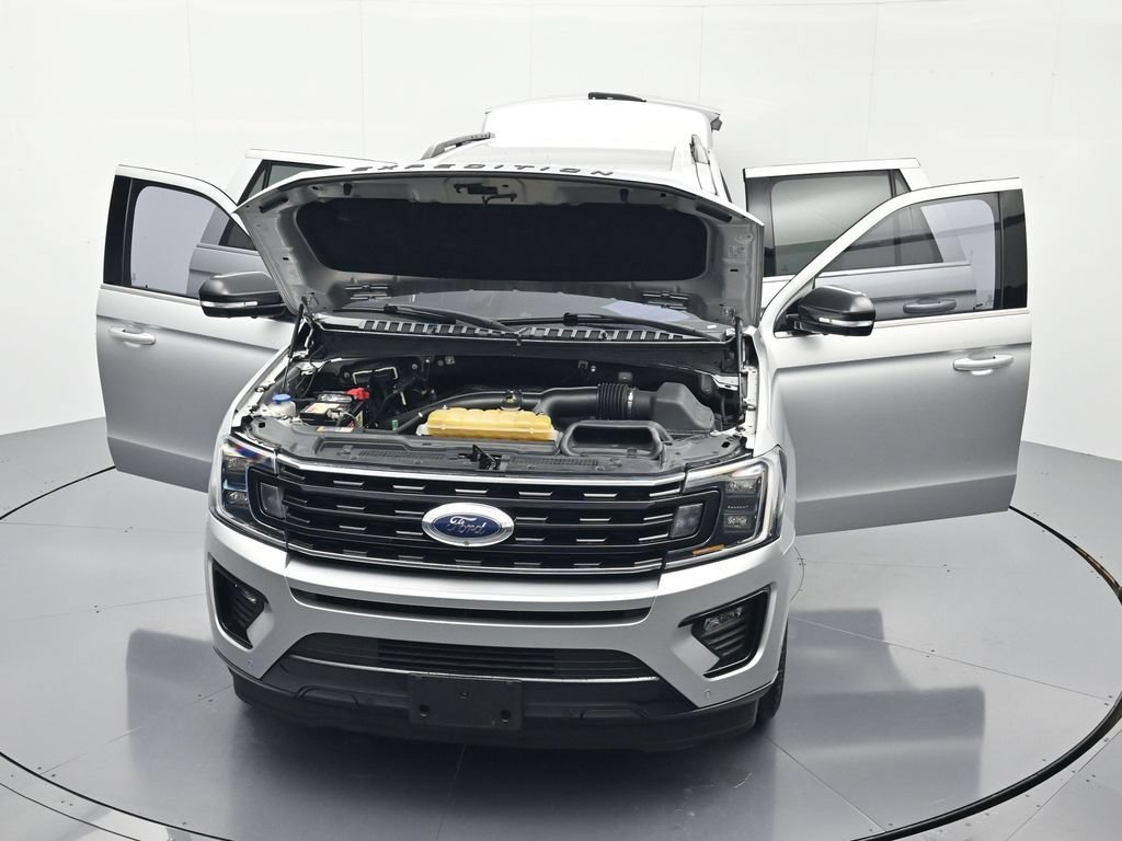 Used 2019 Ford Expedition Limited w/ Equipment Group 303A RWD image 46