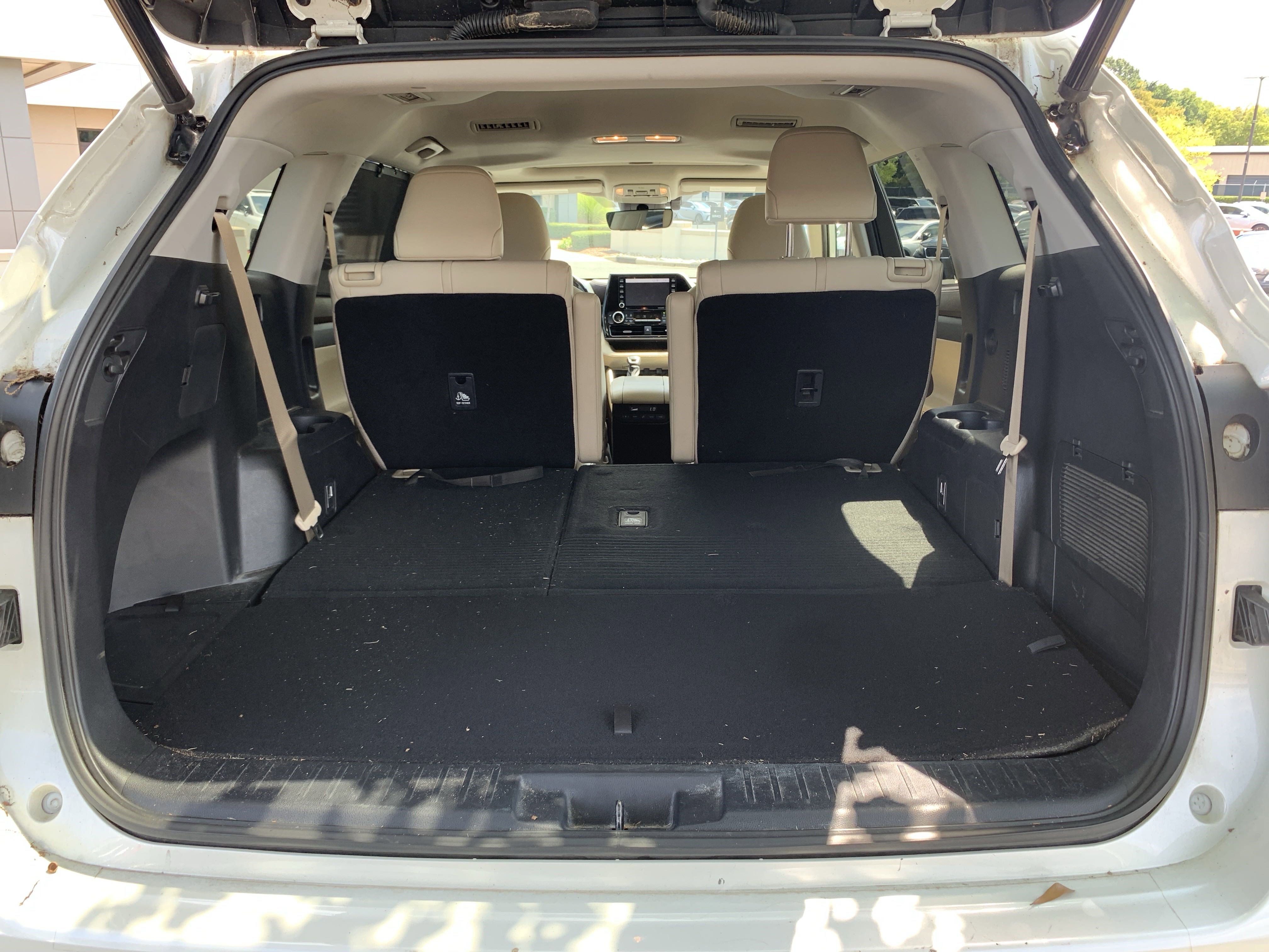 Used 2021 Toyota Highlander XLE image 34